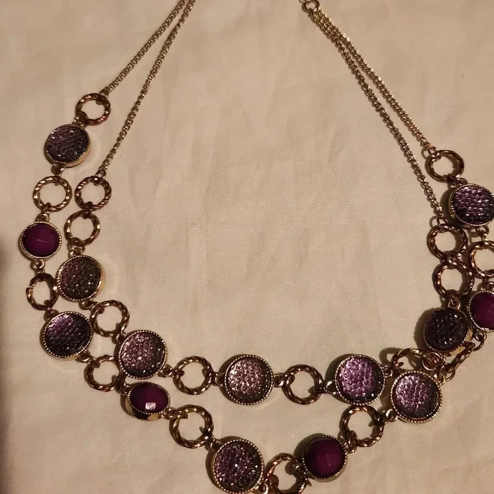 Matching necklace & bracelet set